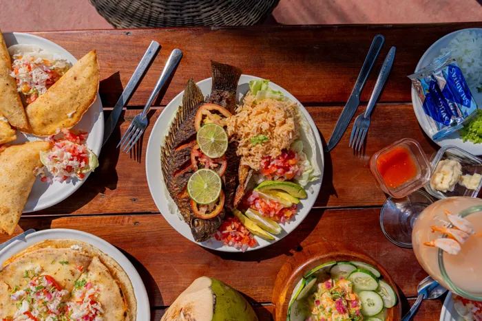 Platillos de mariscos del restaurante Coco Fish